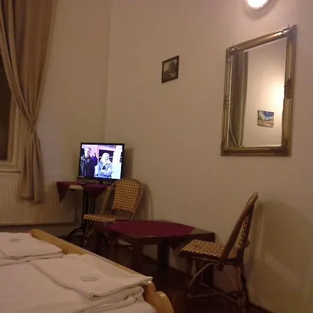 River Будапешт
